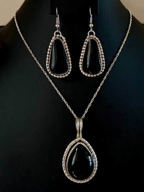 Bobby Trujillo Jewelry - Navajo 925 Sterling Silver & Onyx: Earrings & Necklace Set